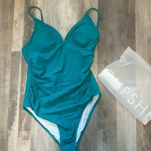 NWT Cupshe one piece bathing suit